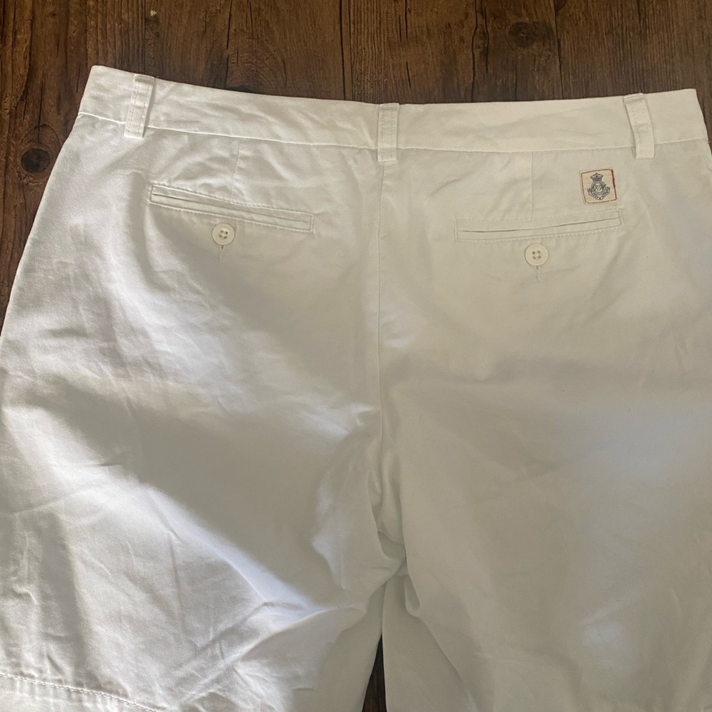 Women's White Tailored Shorts - Picture 6 of 6